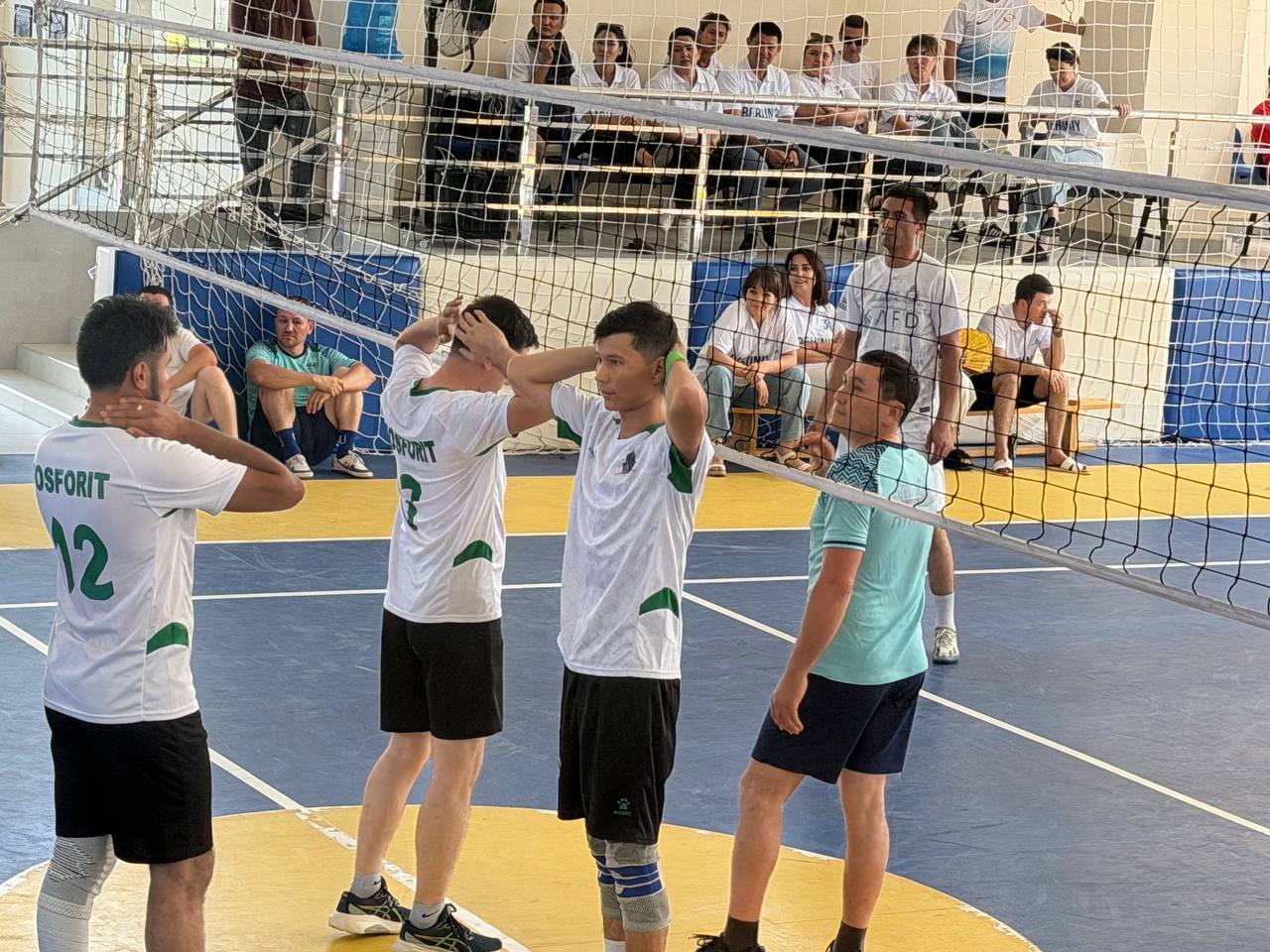 MUSTAQILLIK KUBOGI: TARMOQ KORXONALARI SPORT MAYDONIDA BELLASHMOQDA 2